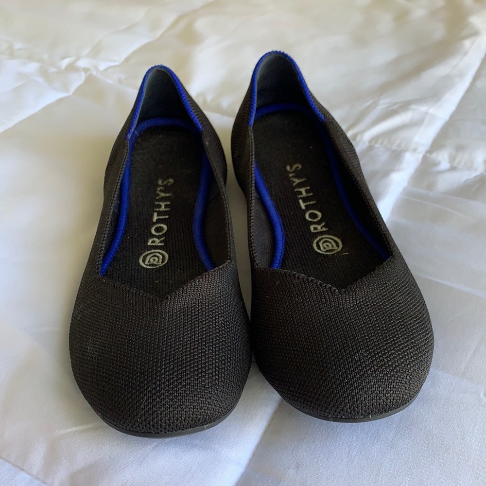 Rothy’s black rounded toe flats